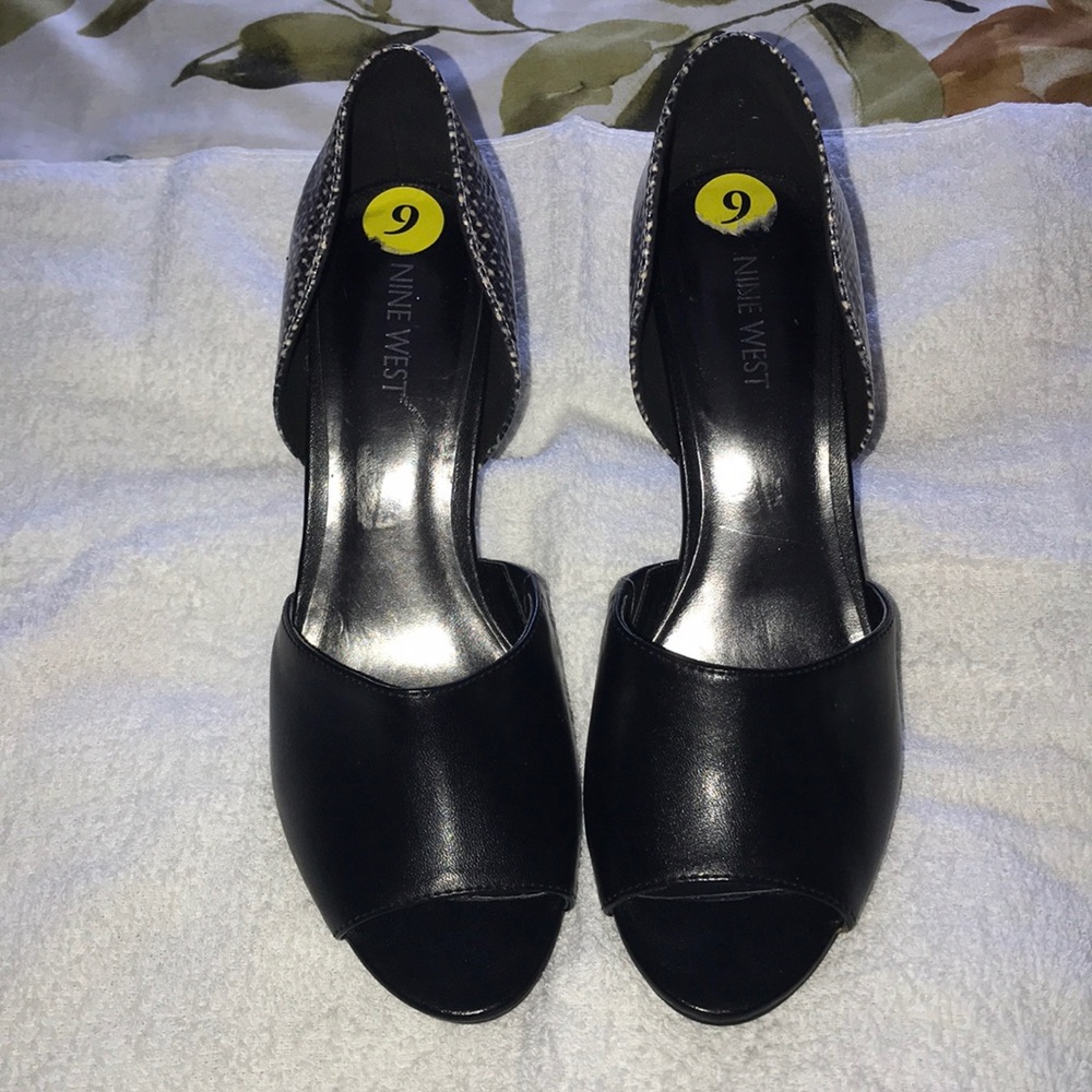 Nine West Black & Snake Pattern High Heels Size 9